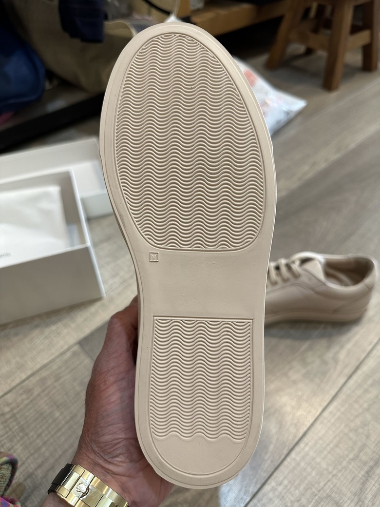 「開箱」WOMAN by COMMON PROJECTS 休閒運動鞋