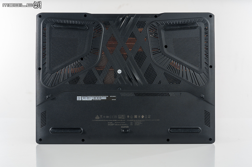 MSI Crosshair 16 HX MONSTER HUNTER EDITION 開箱分享|天空王者火龍霸氣空降龍魂電競