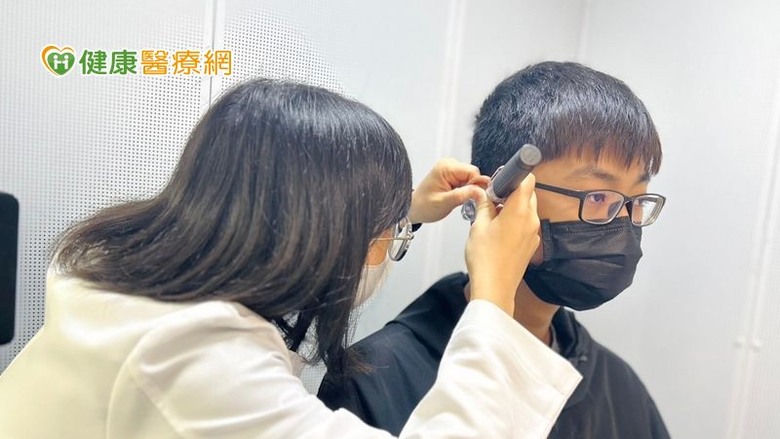 點我看大圖 虹韻助聽器攜手德國西嘉助花蓮家扶學子圓聽得見的夢想