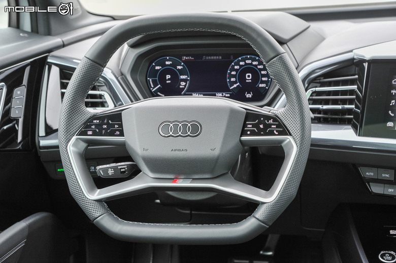 Audi Q4 Sportback e-tron 55 quattro S line 試駕｜又帥又能顧家、表現均衡的電動跑旅車！