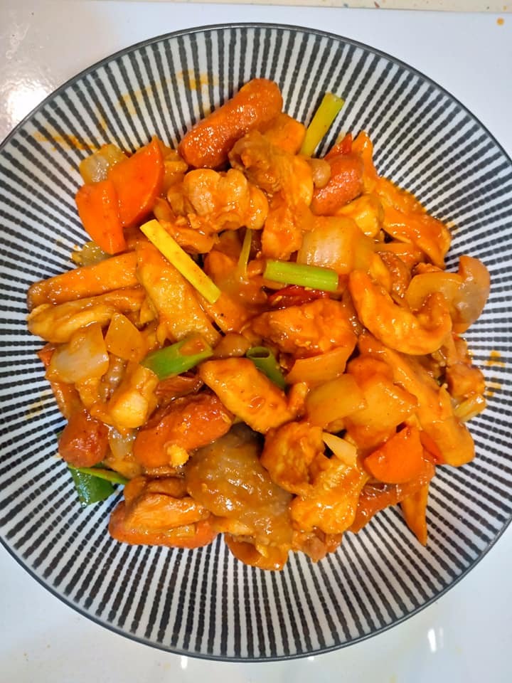 呀咧呀咧~韓國江原道春川最有名的美食料理(春川辣炒雞)