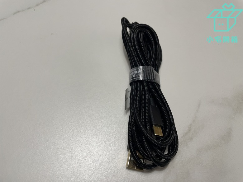 【小宅開箱】德國原廠Cherry XTRFY K5V2 65_機械鍵盤開箱，新軸體的魅力無法擋！