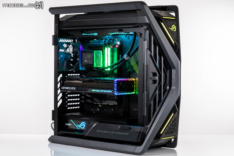 ROG BTF 背插主機板／顯示卡／機殼組合實裝體驗 打造頂級視覺效果的不二之選