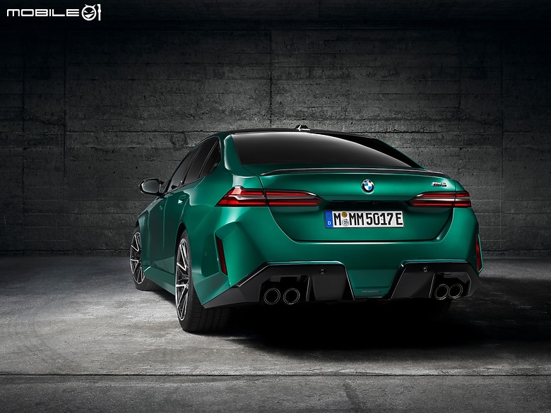 【海外新訊】BMW 全新 M5 亮相,車系首度配備 M Hybrid 系統可爆發 727 hp 馬力!