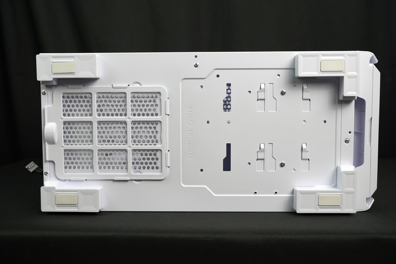 【開箱】君主MONTECH SKY TWO GX機殼(白)開箱 內建三顆140風扇超佛