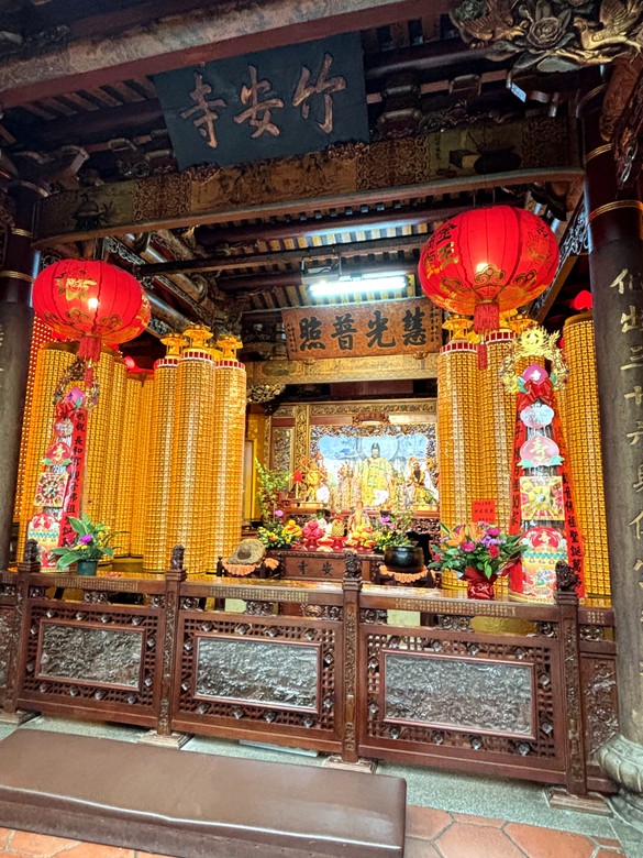 N MAX 之從故宮到新竹長和宮(相傳廟中有媽祖聖母的一束頭髮)