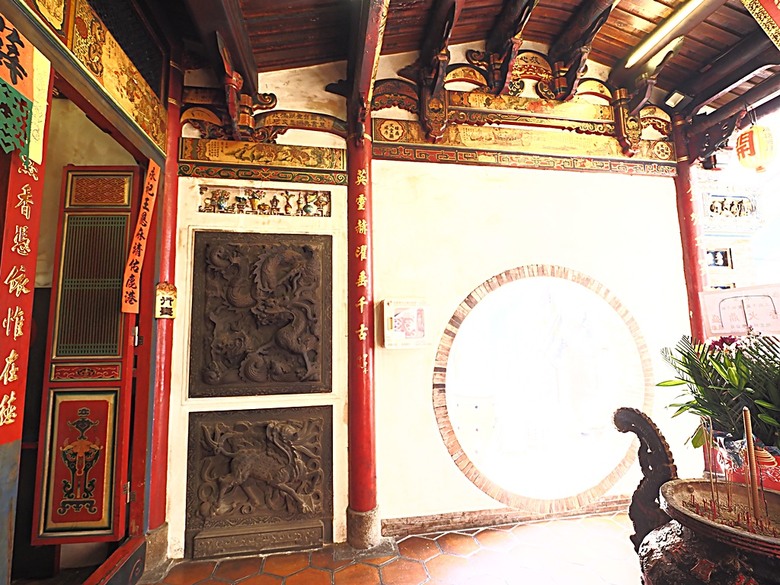 鹿港老街(隘門、友鹿軒、意和行、半邊井)、天后宮、新祖宮(勅建天后宮)、城隍廟、永安宮、三山國王廟、南靖宮，還有兌換贈品的彰化縣旅遊服務中心 — 「2024鹿港慶端陽」活動之四 — 鹿港老街與市街北段廟宇群