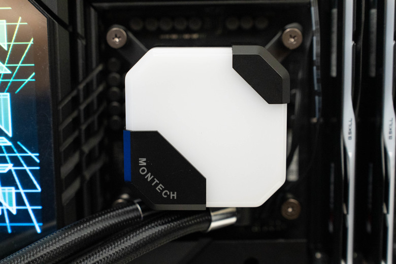 [開箱] 挑戰CP值的極致 君主HyperFlow 360水冷