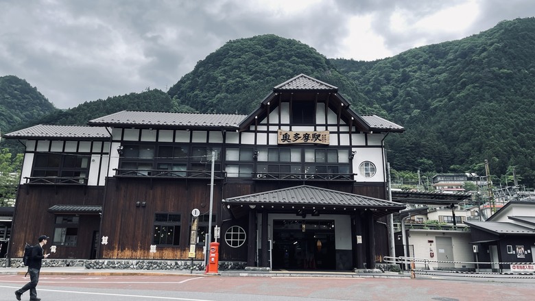 竈門炭治郎的家鄉，日本東京都最高山—雲取山