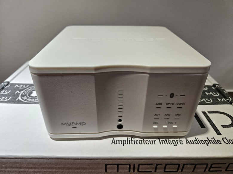 桌前音響系統大升級~Micromega Myamp搭配和周邊處理分享