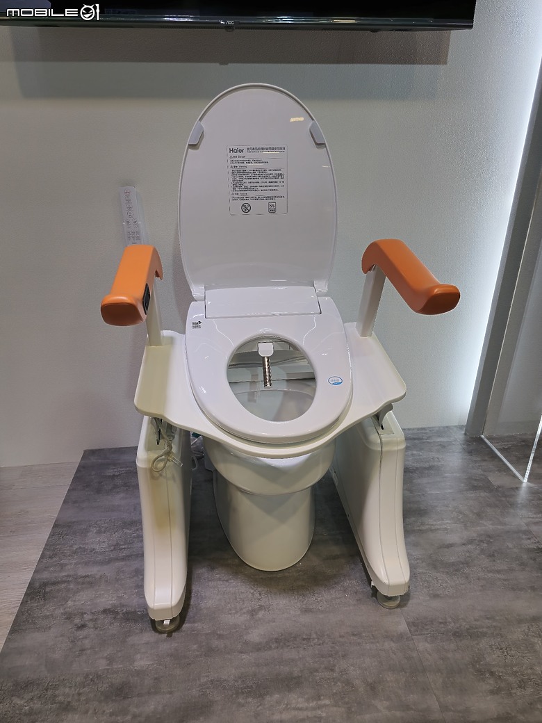 點我看大圖 【體驗會實況】依於技、游於藝、化於水,Haier 海爾 2024 臻白純享,熱淨新品發表盛典精采實錄!