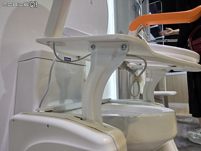 【體驗會實況】依於技、游於藝、化於水，Haier 海爾 2024 臻白純享，熱淨新品發表盛典精采實錄！