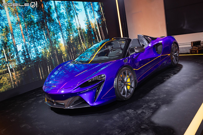 【採訪】與天空更近距離，McLaren Artura Spider正式發表、基本車價1528萬元起！