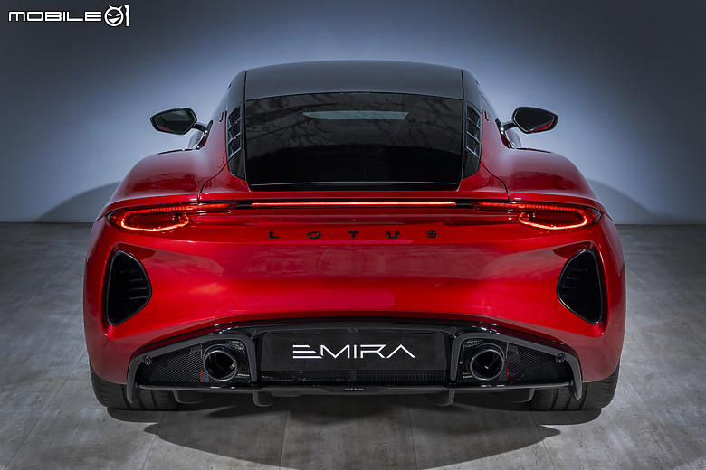 【國內新訊】最強四缸上陣、定價525萬元起，Lotus Emira First Editon抵台發表！