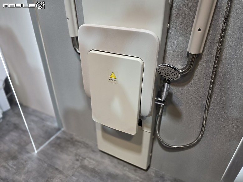 【體驗會實況】依於技、游於藝、化於水，Haier 海爾 2024 臻白純享，熱淨新品發表盛典精采實錄！