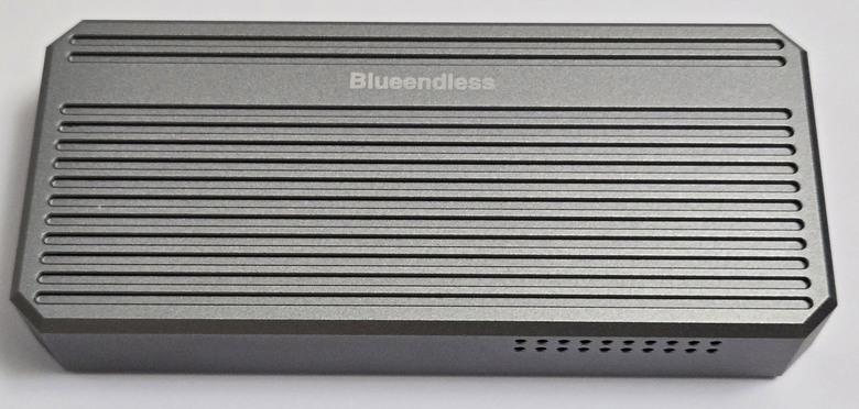 【開箱簡測】Blueendless 藍碩 M280U4 PLUS USB4 (ASM2464PD) M.2/NVMe SSD 外接盒效能簡測 (圖多)