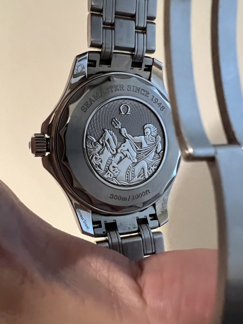 分享我的Omega fun watch 75週年海馬,大家的fun watch分享起來,各廠牌這兩年來陸續涉足這塊