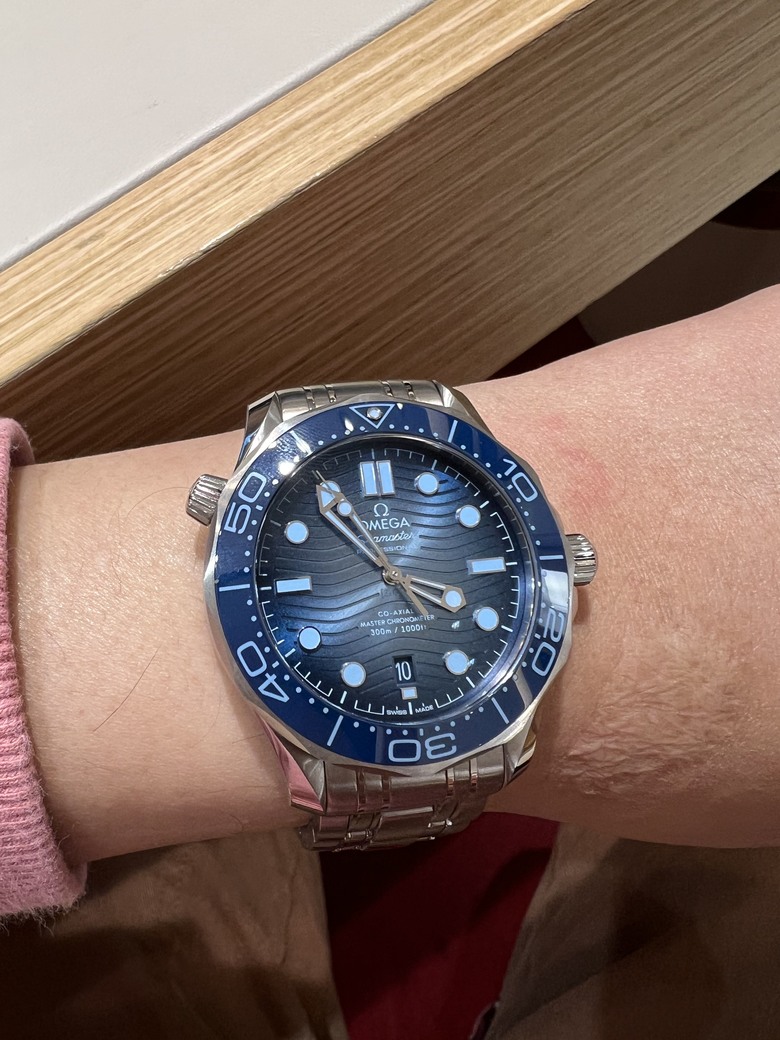 分享我的Omega fun watch 75週年海馬,大家的fun watch分享起來,各廠牌這兩年來陸續涉足這塊
