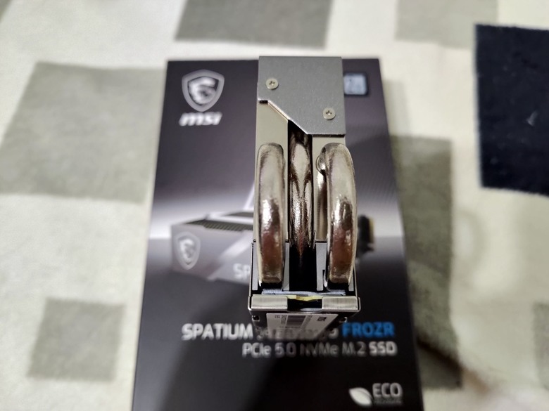 點我看大圖 msi SPATIUM M570 PRO FROZR Gen5也能有涼爽體驗