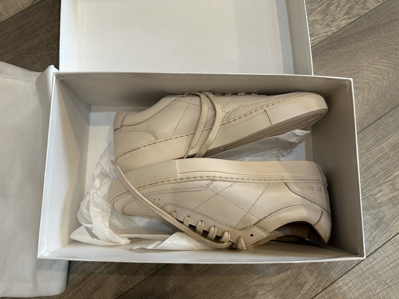 「開箱」WOMAN by COMMON PROJECTS 休閒運動鞋