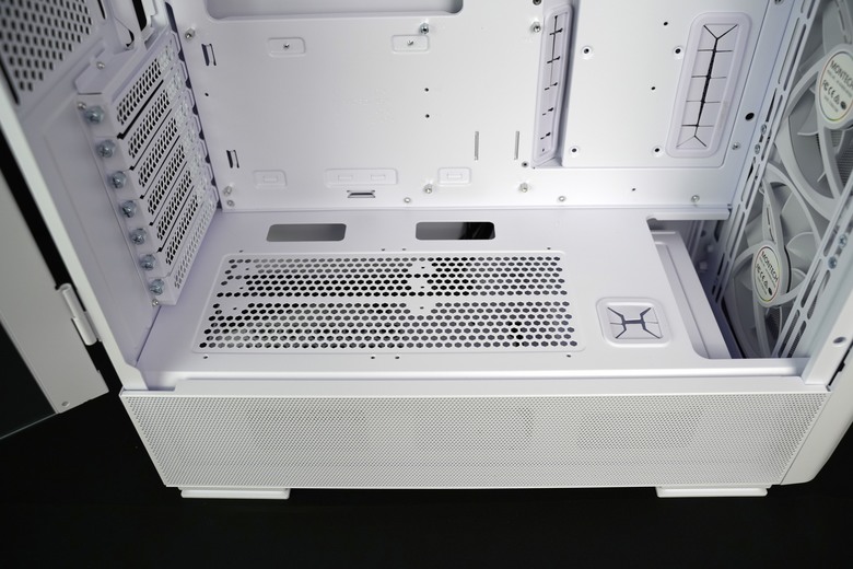 【開箱】君主MONTECH SKY TWO GX機殼(白)開箱 內建三顆140風扇超佛
