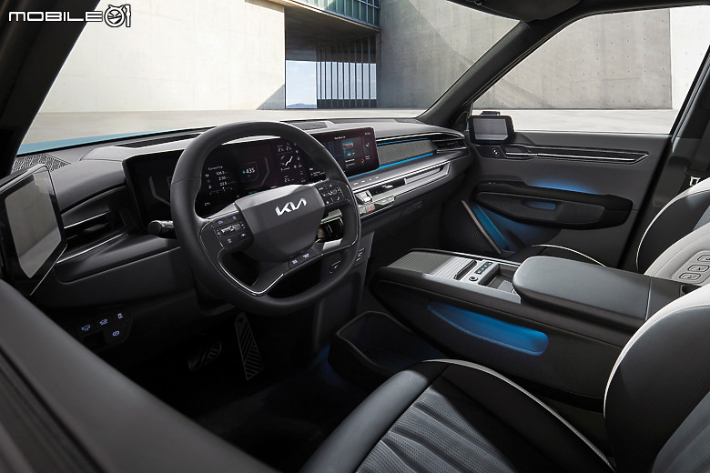 【採訪】Kia EV9 雙車型 279.9、299.9 萬元正式上市,GT-line 較預售新增「熱泵系統」及「 進階型遙控智慧停車」等配備!