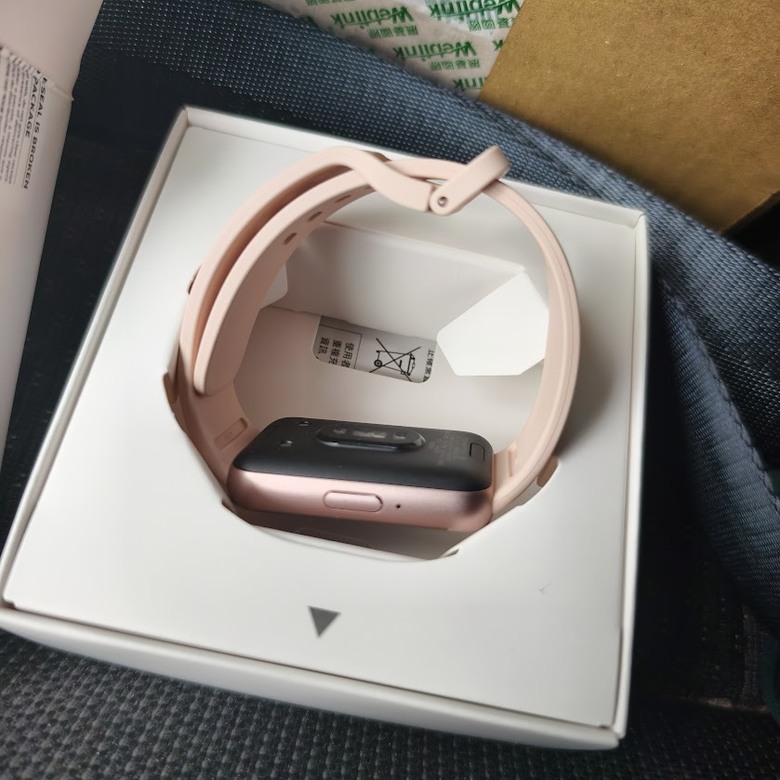 平價高質感 三星Galaxy fit3 1.6吋 AMOLED大螢幕 智慧健康手錶 使用心得