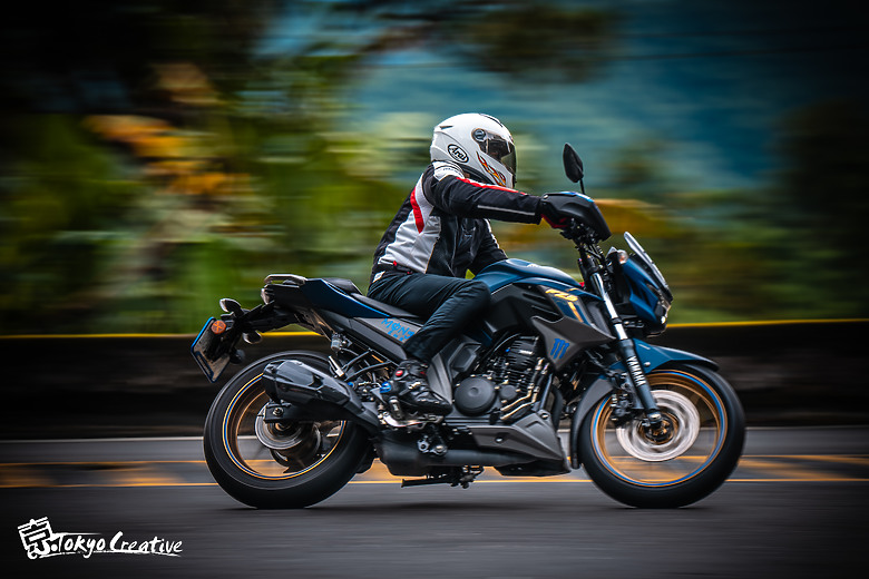 Yamaha FZS25開箱~大叔的出走日記