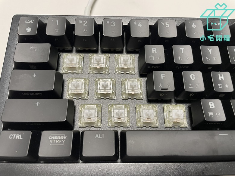 【小宅開箱】德國原廠Cherry XTRFY K5V2 65_機械鍵盤開箱，新軸體的魅力無法擋！