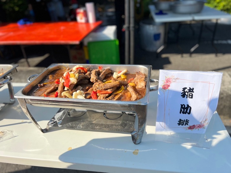 終於完成10多年前跑步的夢想,上凸台!!