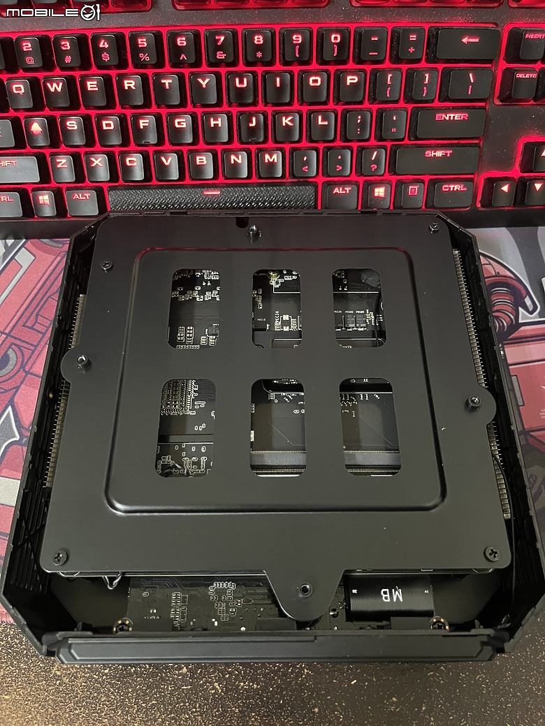 銘凡 Minisforum HX99G