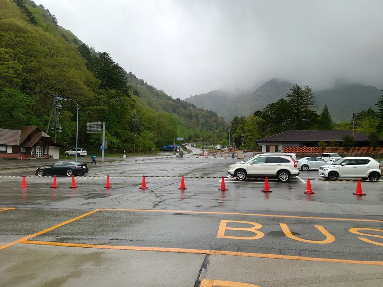 白雪皚皚的立山黑部與鬱鬱葱葱的上高地散步之旅-下
