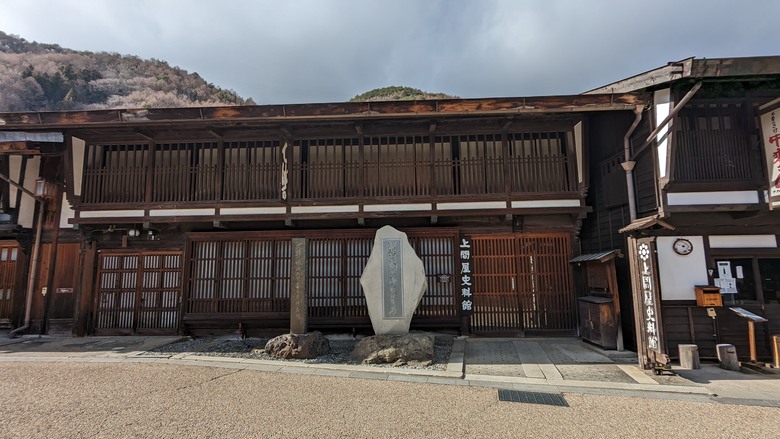 點我看大圖 松本城--日本國寶。日本百大名城。