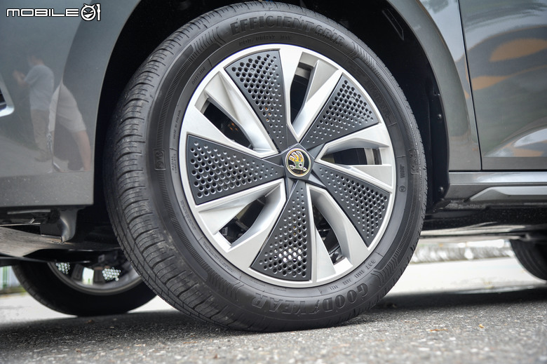 Skoda Kamiq 1.5 TSI 小改款試駕|各項表現均衡、一切都恰到好處的跨界休旅!