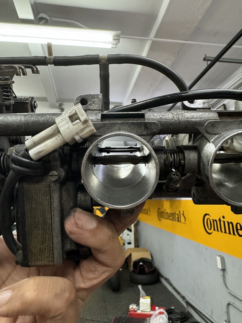 GSX1400油冷怪有了年紀~分享耗材更換