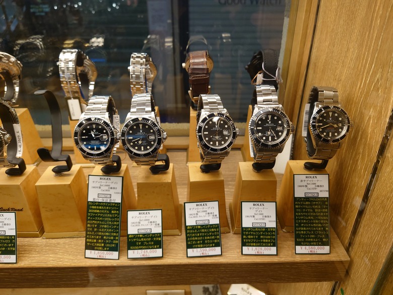 點我看大圖 一日快閃中野買表記-Navitimer Ref. 806 1959 開箱與2024 ROLEX價格與IWC 骨董錶分享