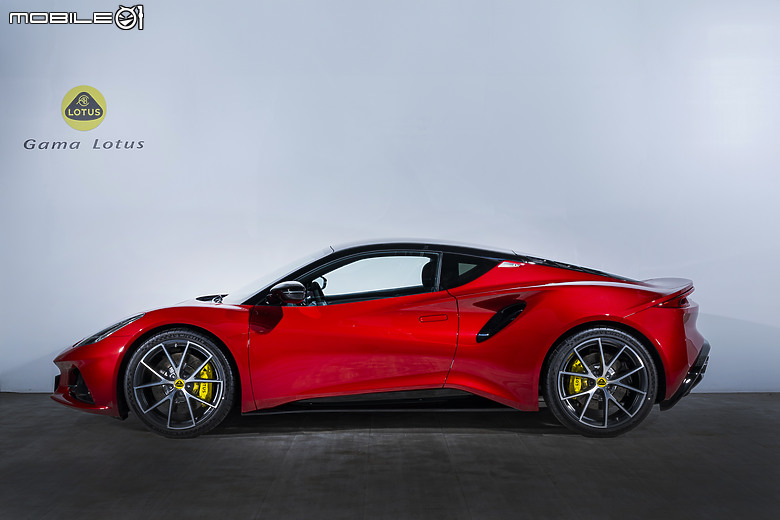 【國內新訊】最強四缸上陣、定價525萬元起，Lotus Emira First Editon抵台發表！