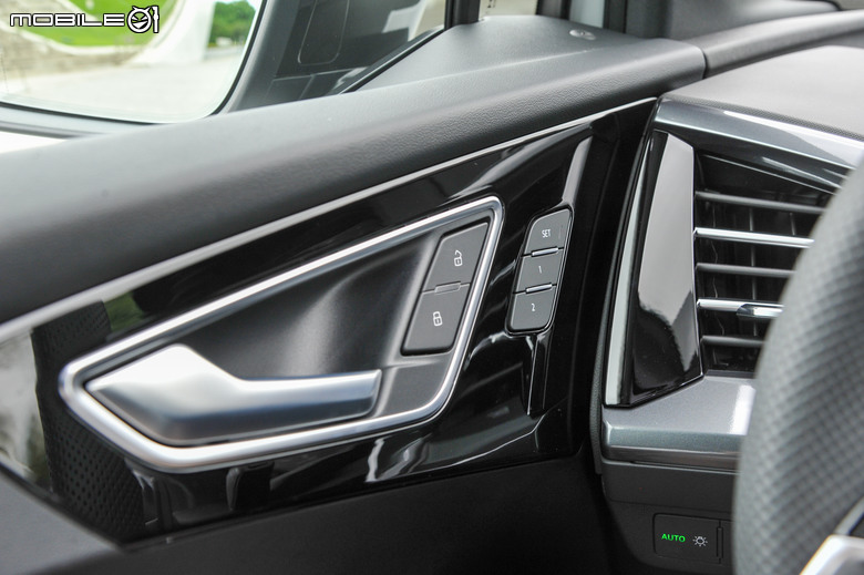 Audi Q4 Sportback e-tron 55 quattro S line 試駕｜又帥又能顧家、表現均衡的電動跑旅車！