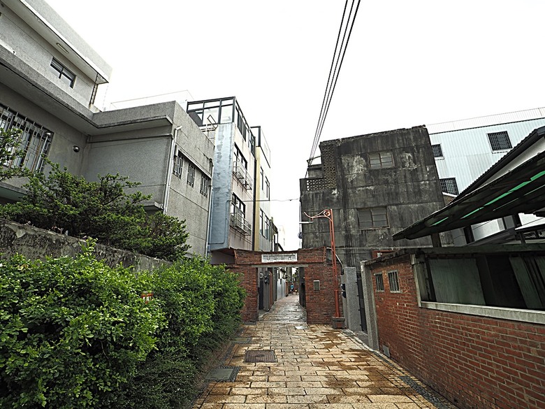 鹿港老街(隘門、友鹿軒、意和行、半邊井)、天后宮、新祖宮(勅建天后宮)、城隍廟、永安宮、三山國王廟、南靖宮，還有兌換贈品的彰化縣旅遊服務中心 — 「2024鹿港慶端陽」活動之四 — 鹿港老街與市街北段廟宇群