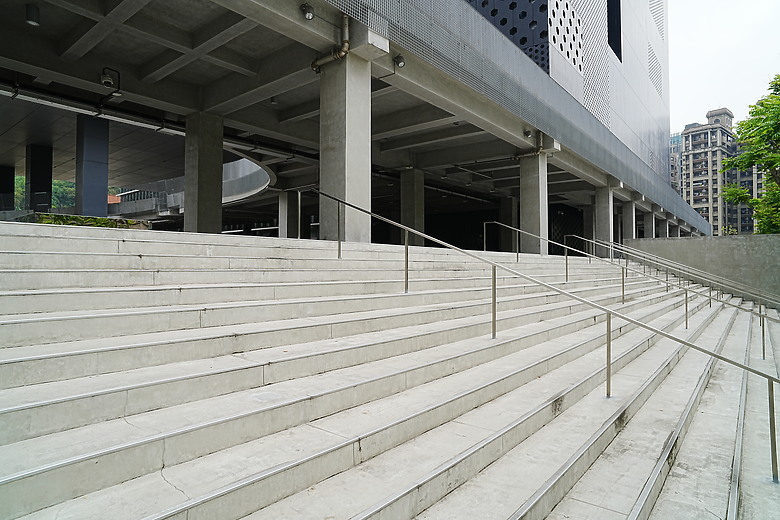Viltrox AF 20mm f/2.8 FE 評測報告｜極其輕巧、價格親民！