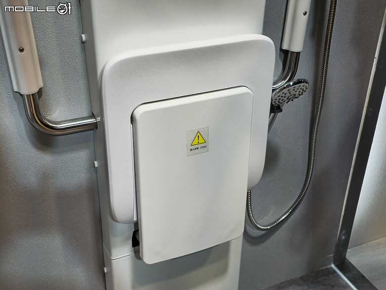【體驗會實況】依於技、游於藝、化於水，Haier 海爾 2024 臻白純享，熱淨新品發表盛典精采實錄！