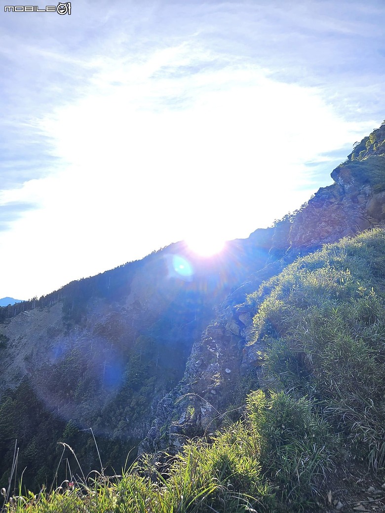 點我看大圖 合歡西北峰!日出美景值得一訪~