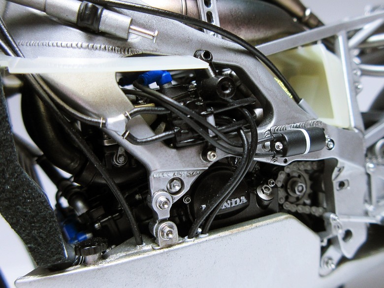 [作品分享] 傳奇序章！1984年 Honda NSR500 (NV0A)