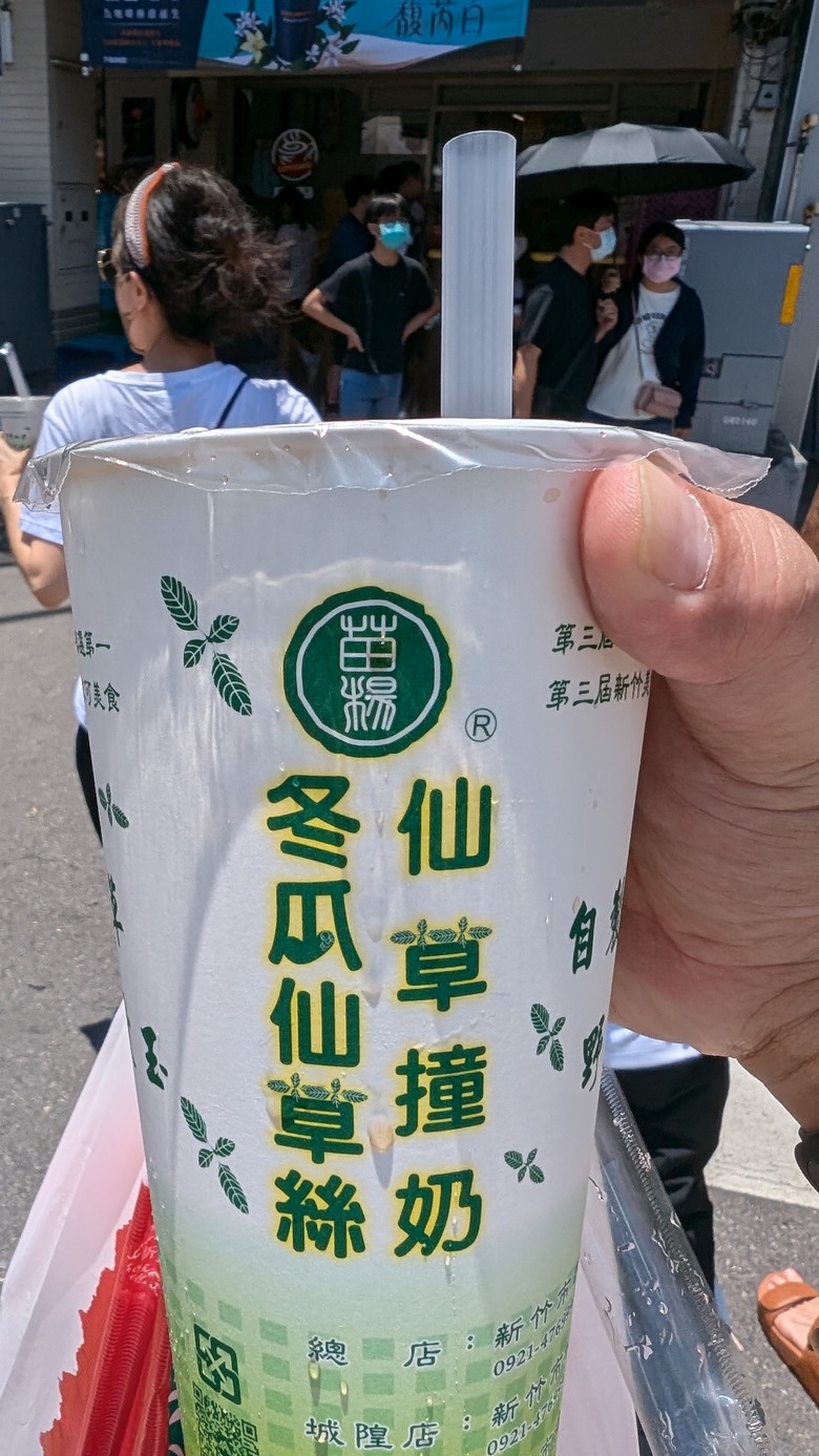 我們家的兩天一夜小旅行 - 再訪新竹煙波湖濱館 / 或者工藝櫥窗 / 城隍廟周邊小吃之旅