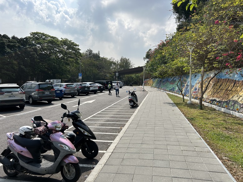 【小惡魔畫蛇添福】左營「見城之道」懷古健行之旅