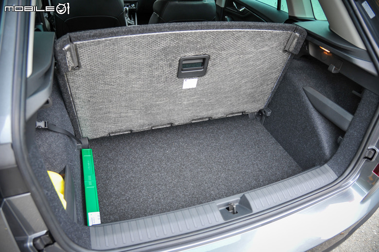 Skoda Kamiq 1.5 TSI 小改款試駕|各項表現均衡、一切都恰到好處的跨界休旅!