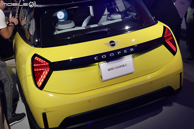 【採訪】MINI Cooper大改款正式上市，劃分兩等級售價153萬元起！