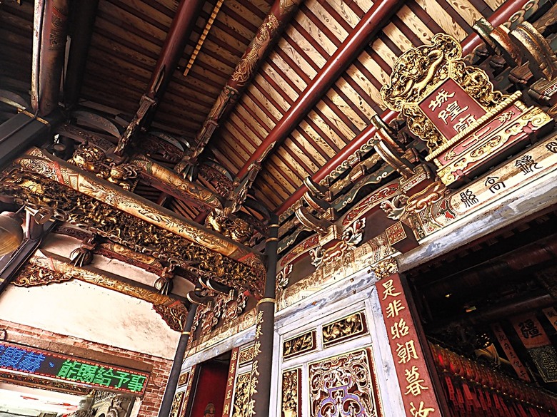 鹿港老街(隘門、友鹿軒、意和行、半邊井)、天后宮、新祖宮(勅建天后宮)、城隍廟、永安宮、三山國王廟、南靖宮，還有兌換贈品的彰化縣旅遊服務中心 — 「2024鹿港慶端陽」活動之四 — 鹿港老街與市街北段廟宇群