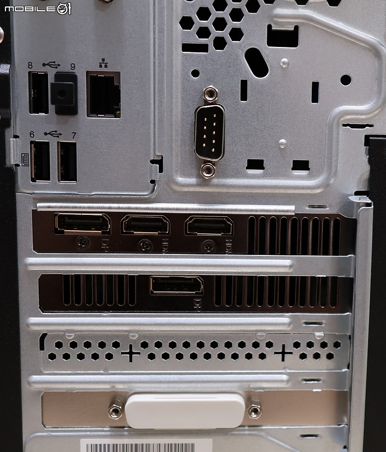 小卡4輸出，技嘉 GeForce RTX™ 3050 OC Low Profile 6G 開箱