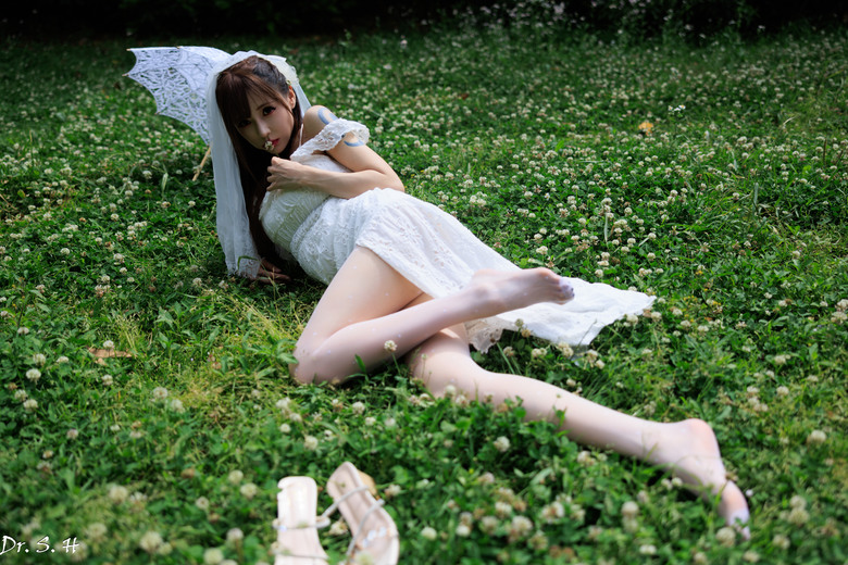 點我看大圖 婚攝? 昏攝.... (沒有新郎) 美女找我合照,....我害羞